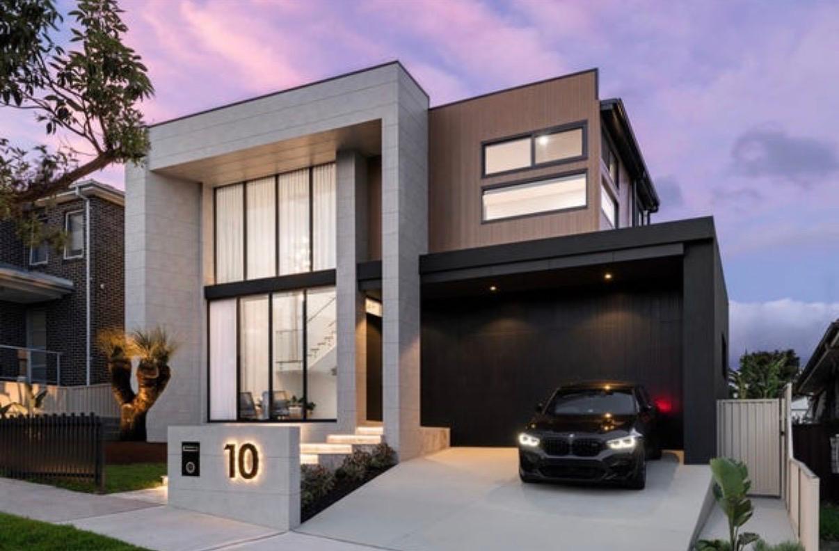 10 Kibo Road, Regents Park