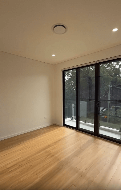 47 Gal Cresent Moorebank -6